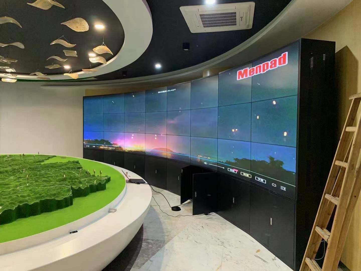 云霄拼接屏安装案例展示